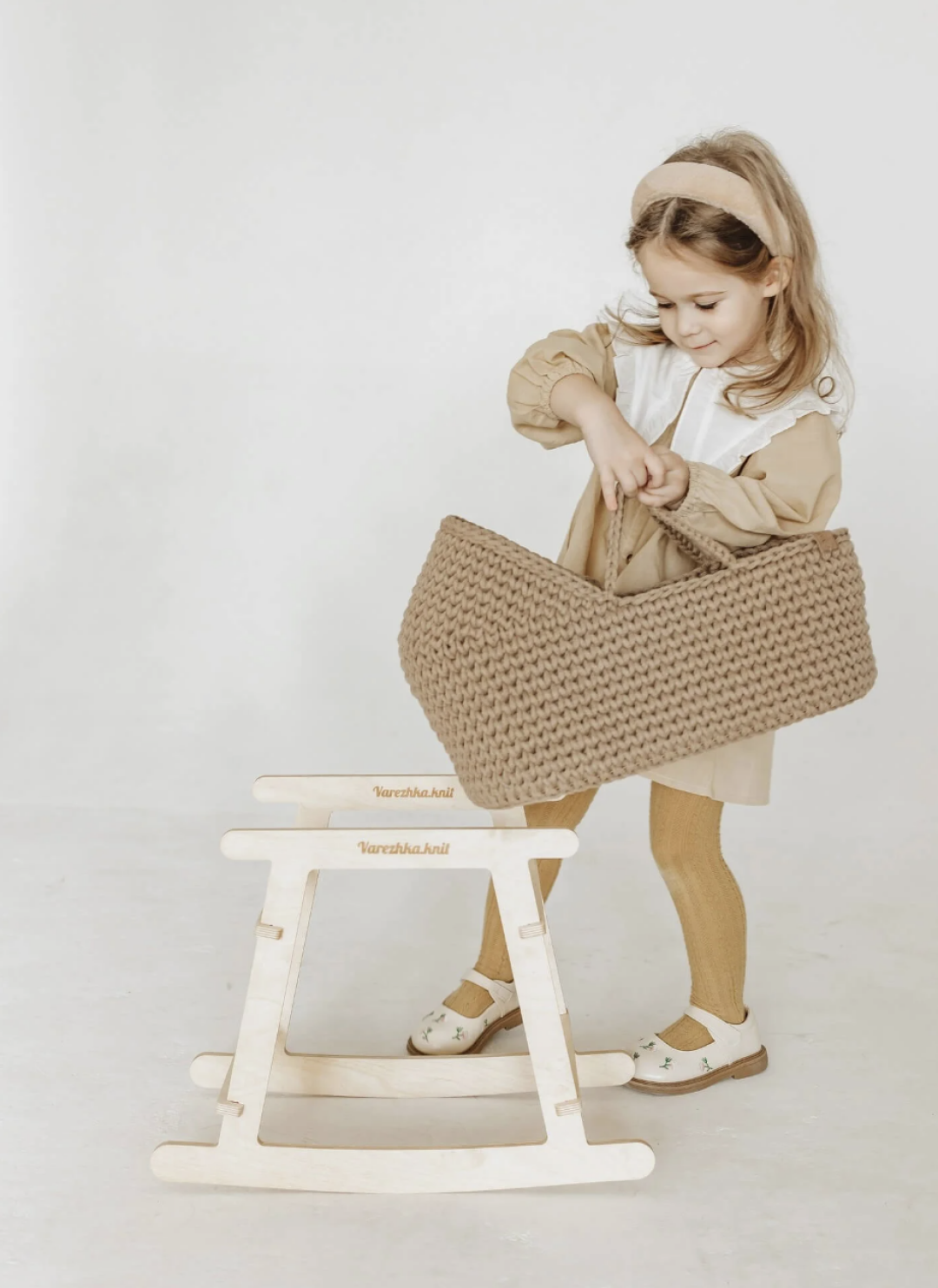 Кукольная люлька Verzhka knit, 5 000 руб.