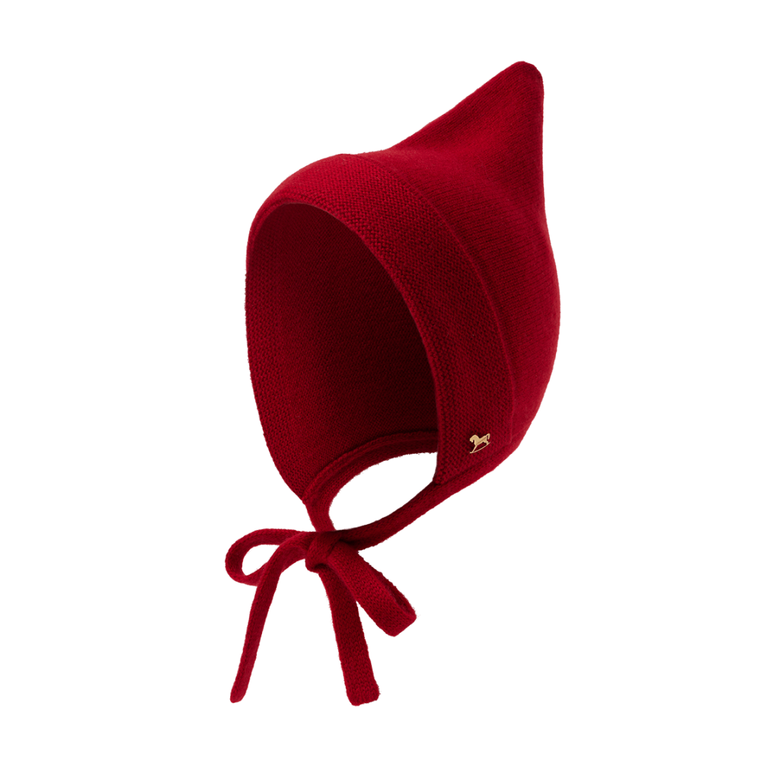 Красная шапочка Ulyana Sergeenko, 35 000 руб.