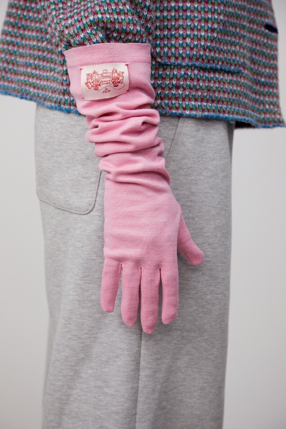 Перчатки «Остров имени тебя», 5 750 руб.