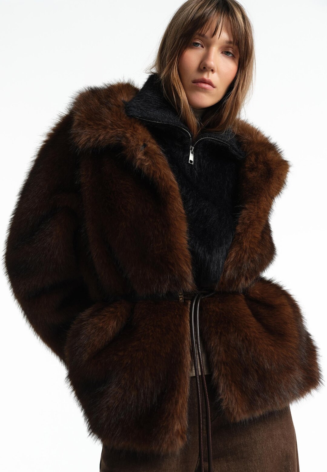 Шуба UrbanTiger, Lamoda, 20 100 руб.