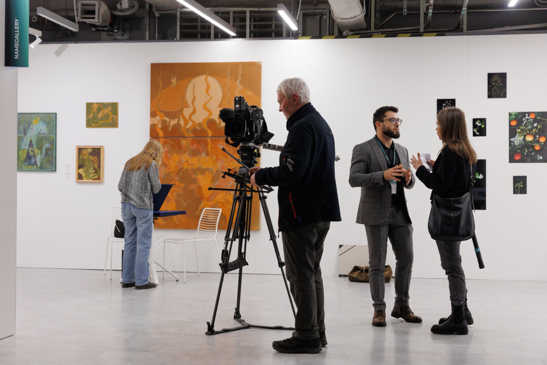 Стенд MYTH Gallery