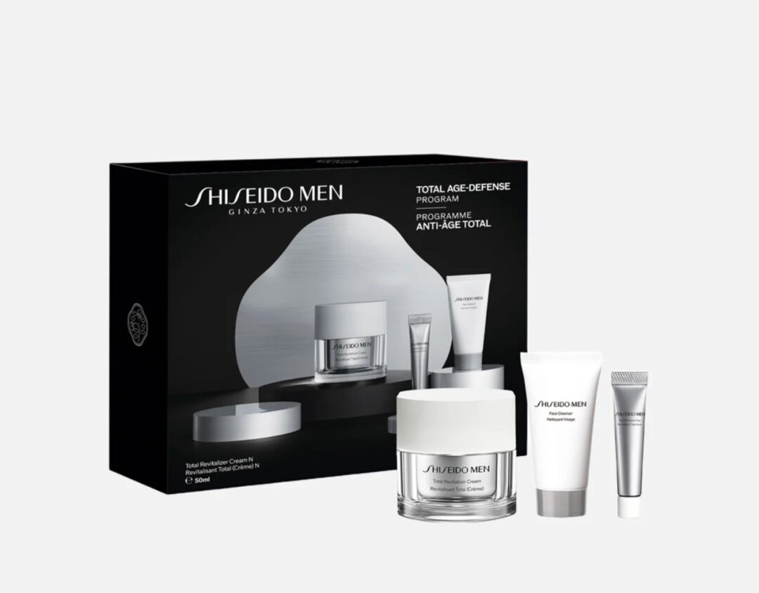 Набор для ухода за кожей Shiseido, «Золотое Яблоко», 11 900 руб.