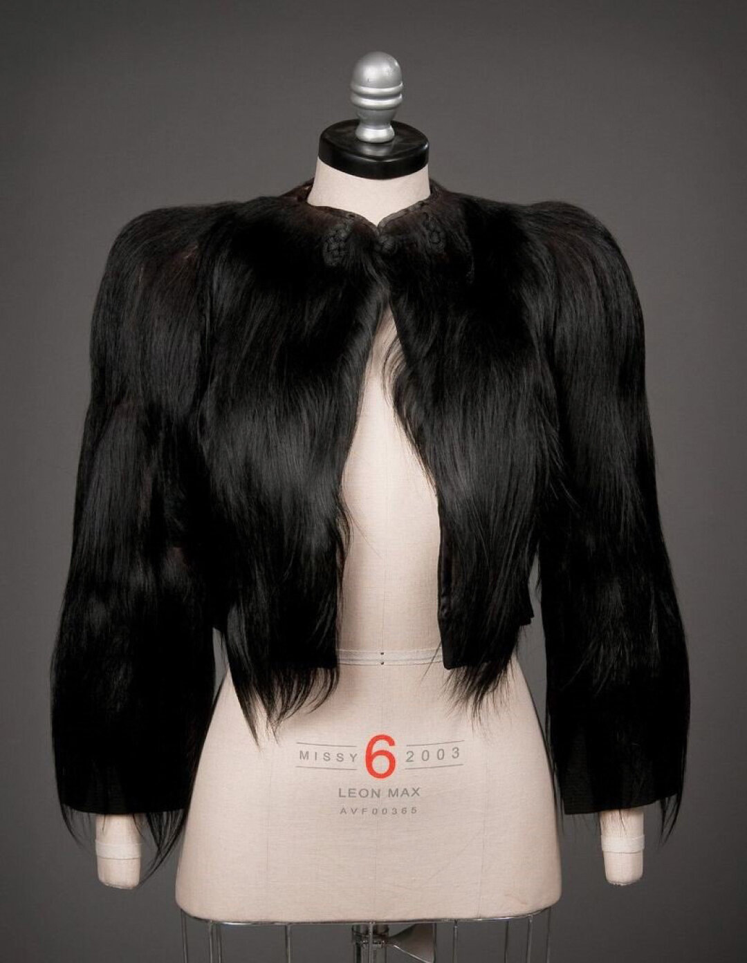 Болеро из меха колобуса 1936 года из коллекции лос-анджелесского FIDM Museum