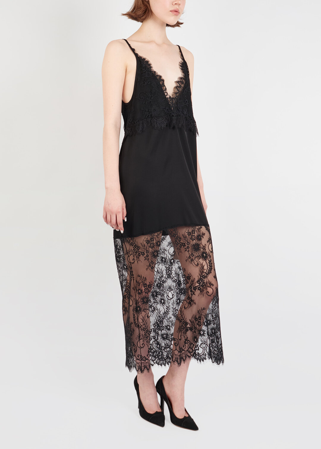 Встречаем новогоднюю ночь в кружевном платье-комбинации от AUTENTIMENTS