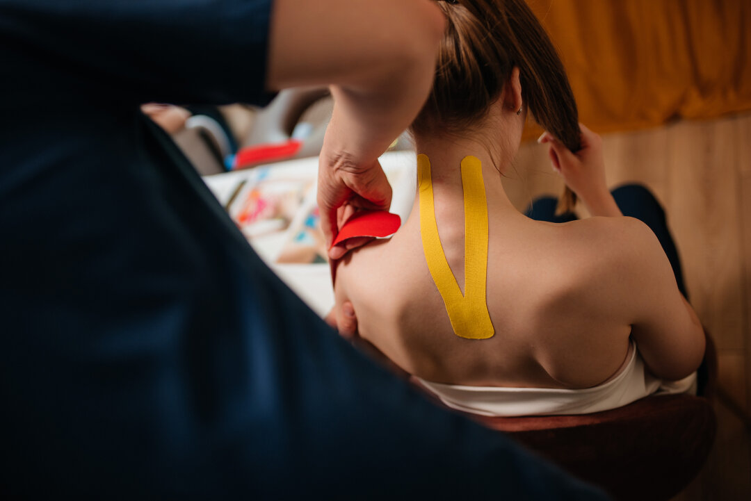 В команде работают специалисты с высшим медицинским образованием