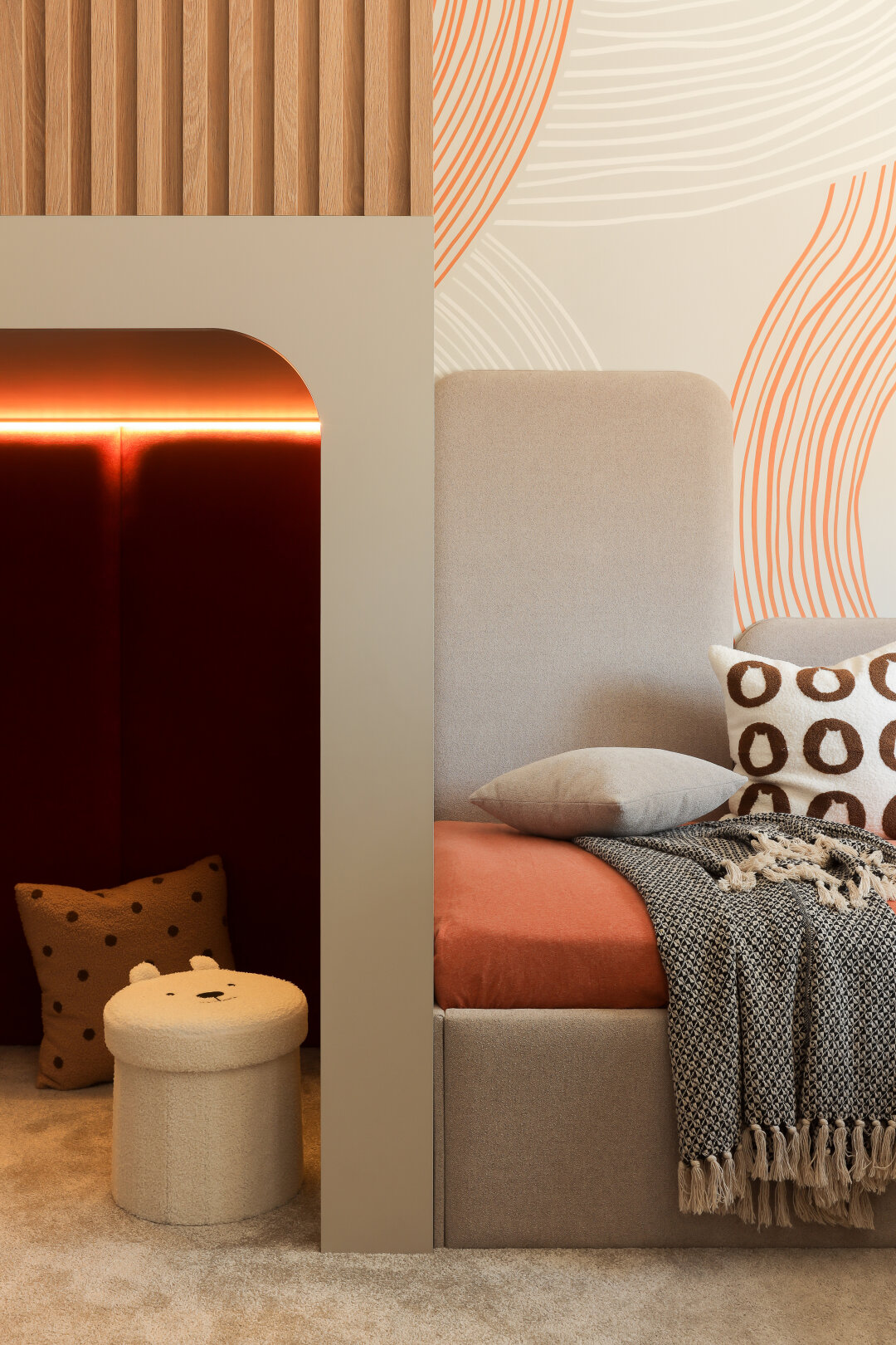 Конструкцию двухъярусной кровати разработала компания Enli