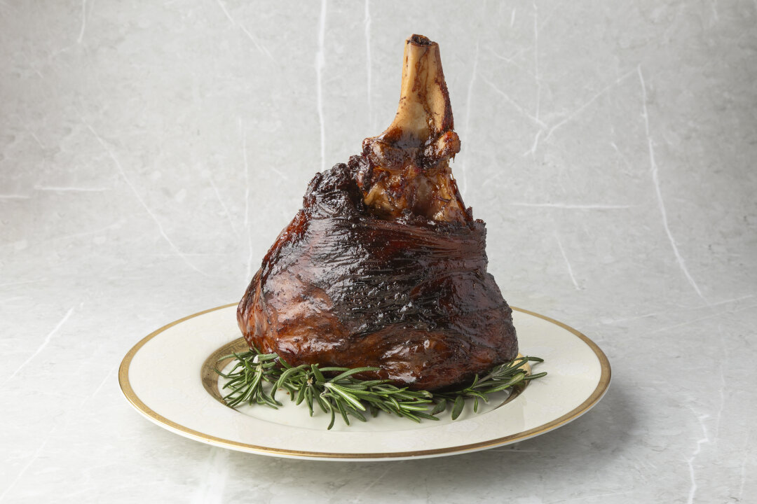 Nordic Самое разнообразное меню — у Эрика Тамм в ресторане Nordic. Здесь и традиционный шведский скаген из креветок, и фаршированные яйца в