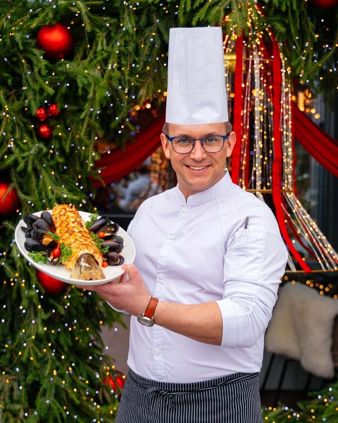 IL LAGO dei Cigni Шеф-повар Дмитрий Трушкин придумал роскошное нетривиальное спецменю: холодец из кабана с белыми грибами, маринованный муксун под