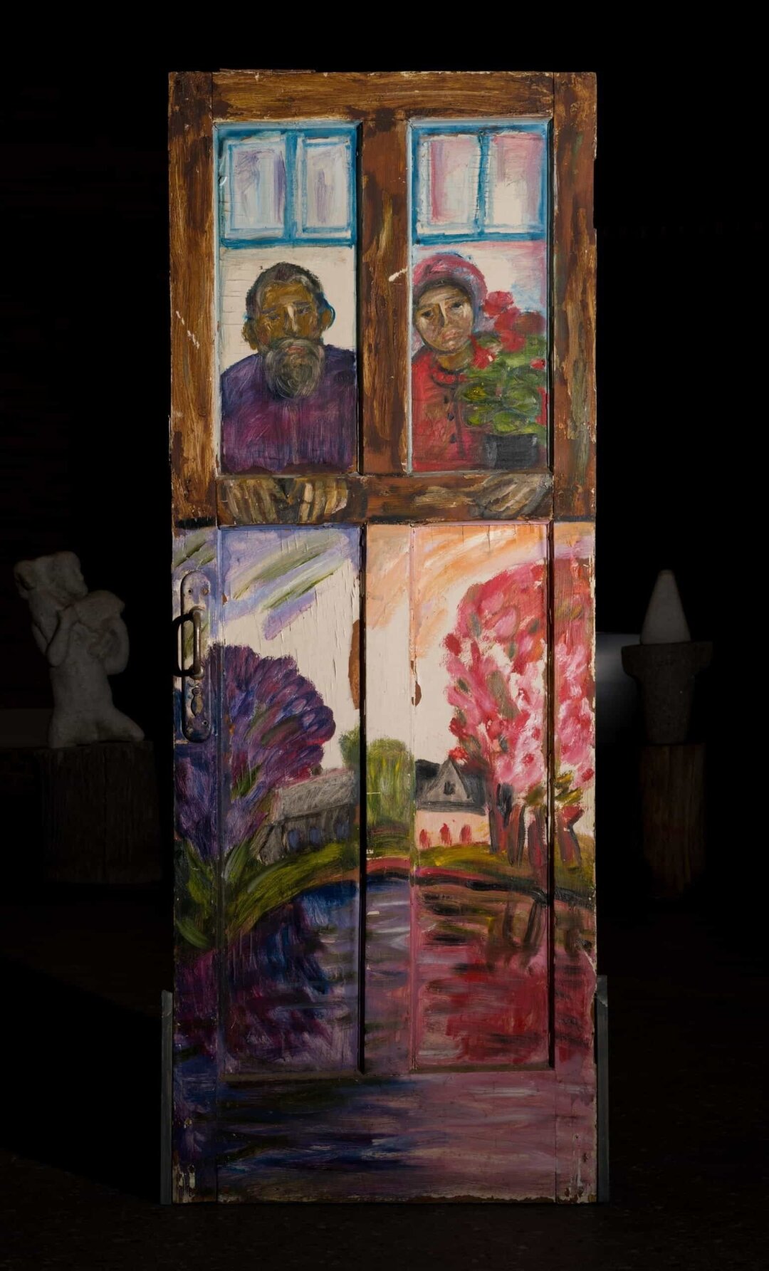 Геля Писарева. Без названия. Дверь из дома художницы в Шувалово-Озерки. Flor et Lavr Gallery, 1 500 000 руб.