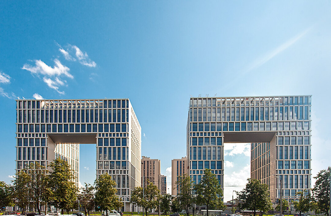 Специально для ЖК «Дефанс Премиум» агентство ландшафтной архитектуры «Нескучный сад» разработало эксклюзивную концепцию благоустройства территории