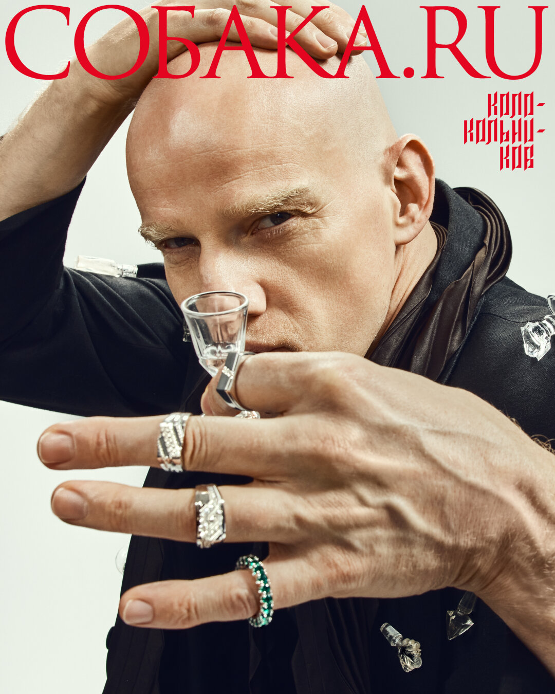 На Юрии: кольца с бриллиантами Millennium, кольцо с гидротермальным изумрудом Fit Eternity ring MIUZ DIAMONDS