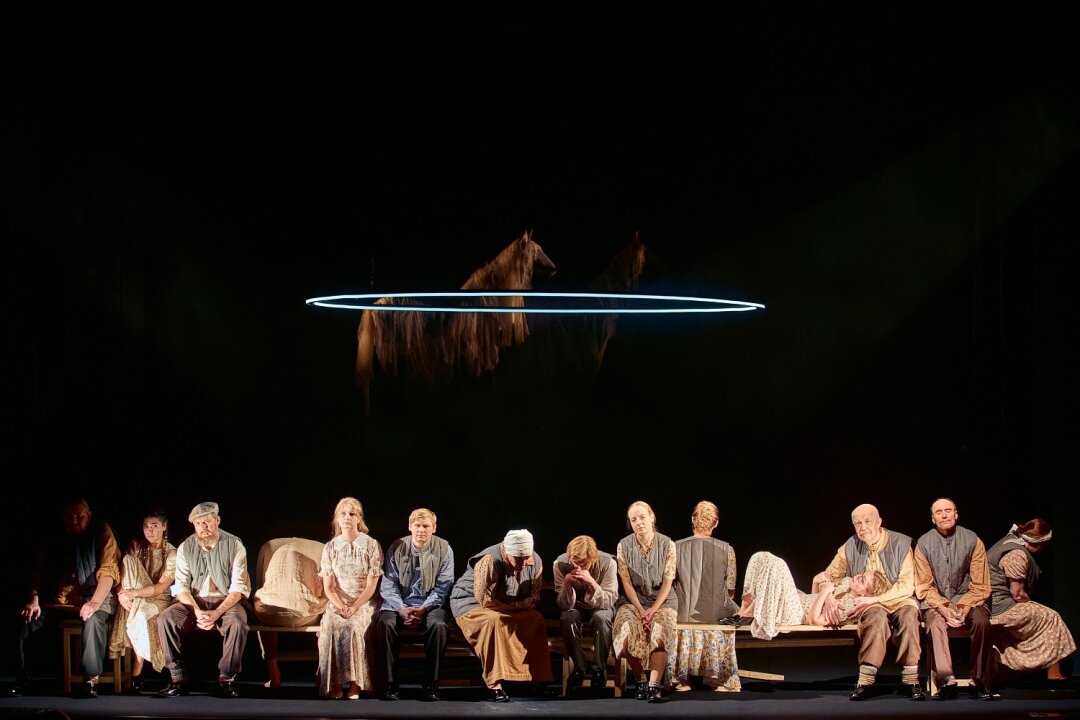 Спектакль «Космос» Лысьвенского театра драмы