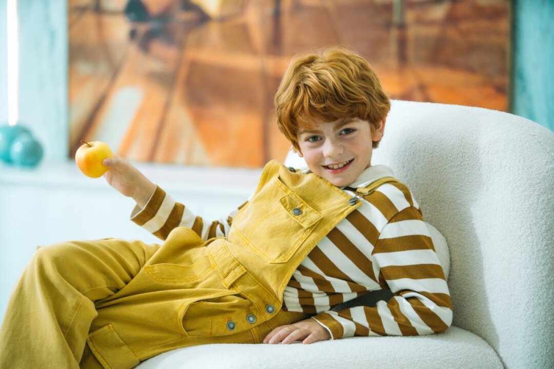 Илья Кондратенко в роли Гриши на съемках «Чебурашки 2»