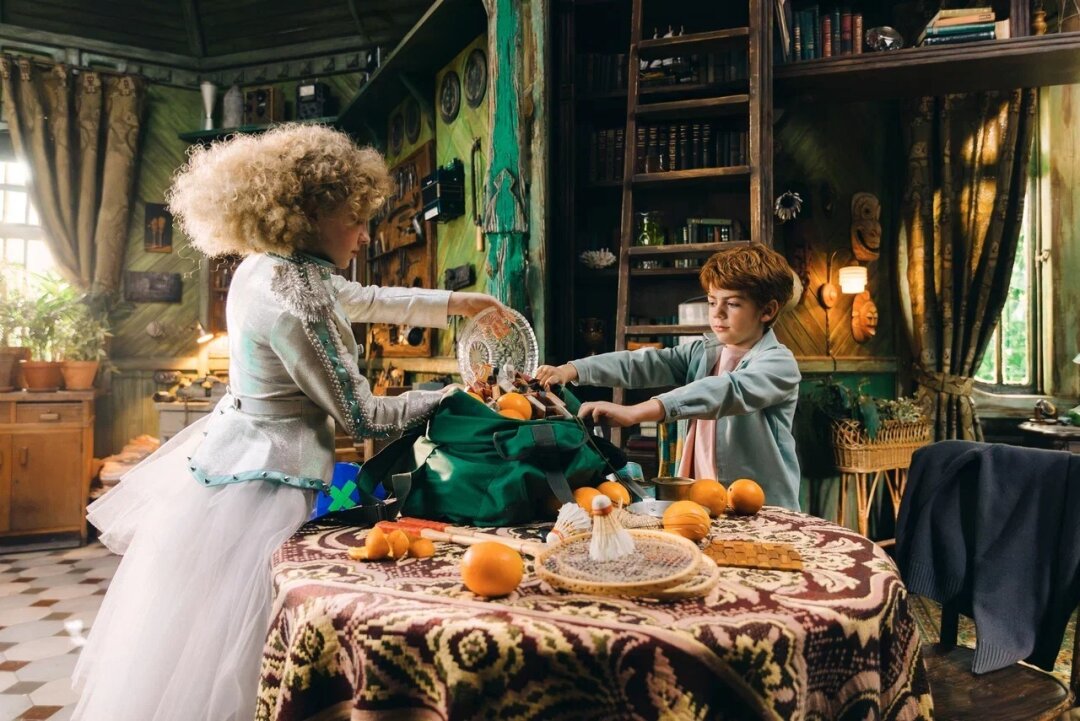 Илья Кондратенко и Ева Смирнова (Соня) на съемках «Чебурашки 2»