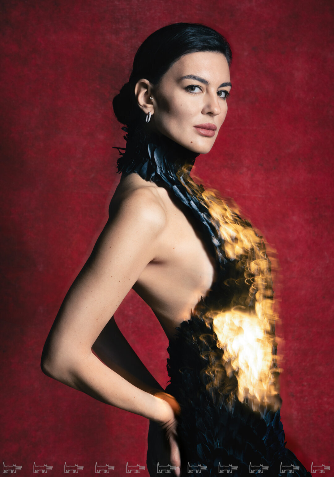 На Кристине: серьги и кафф MERCURY, платье СОФИЯ МОРОЗОВА