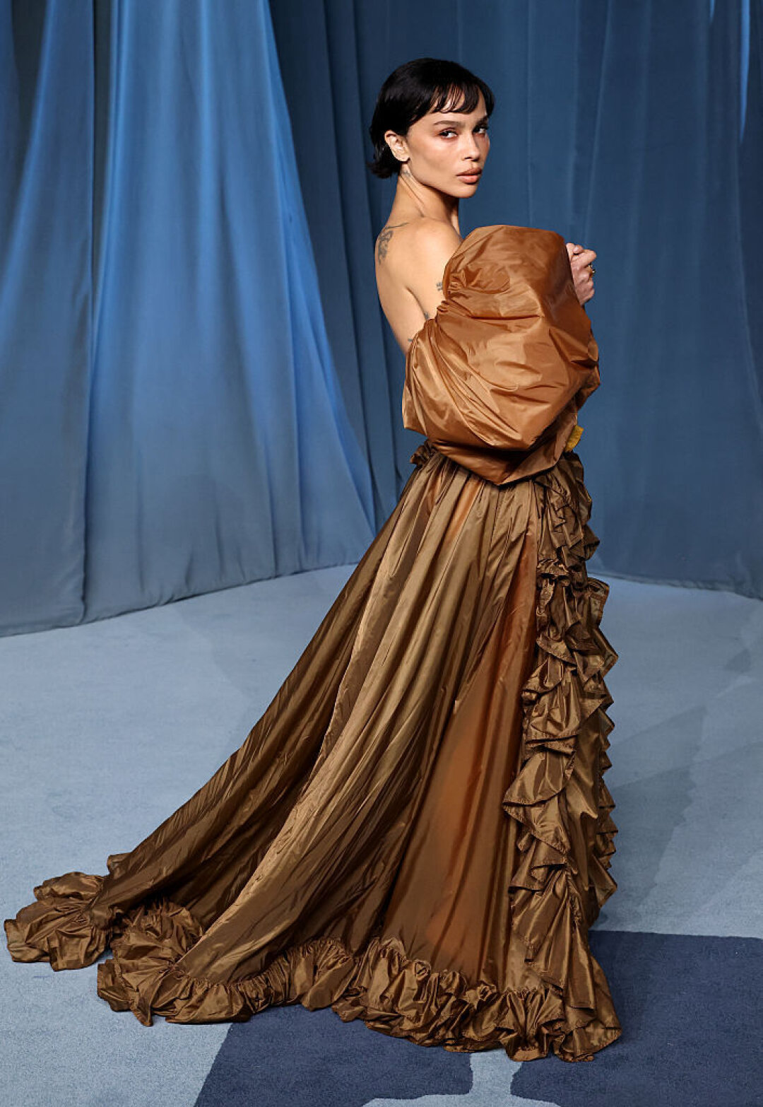 Зои Кравиц в Saint Laurent на ежегодном гала-вечере Academy Museum Gala