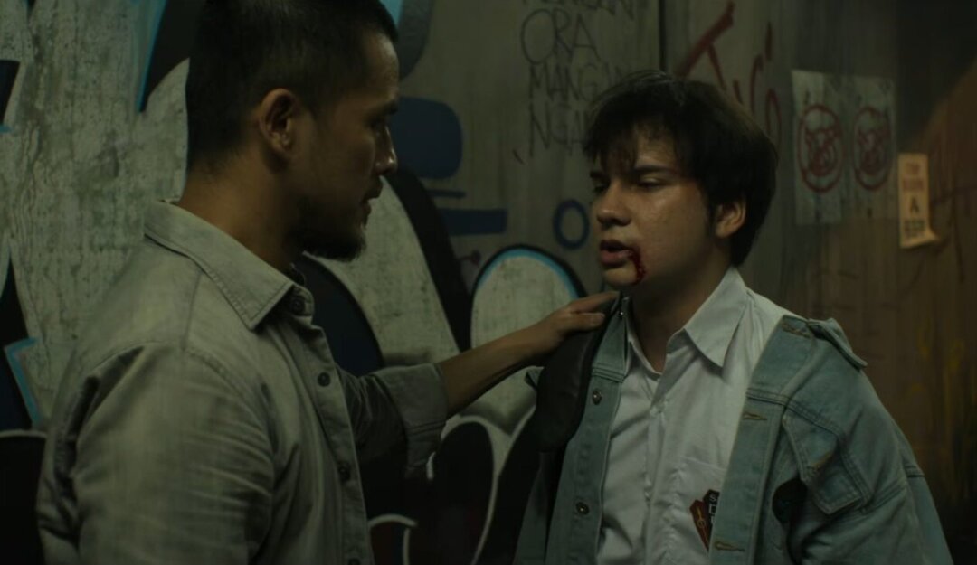 Кадр из фильма «Осада школы в Букит-Дури»