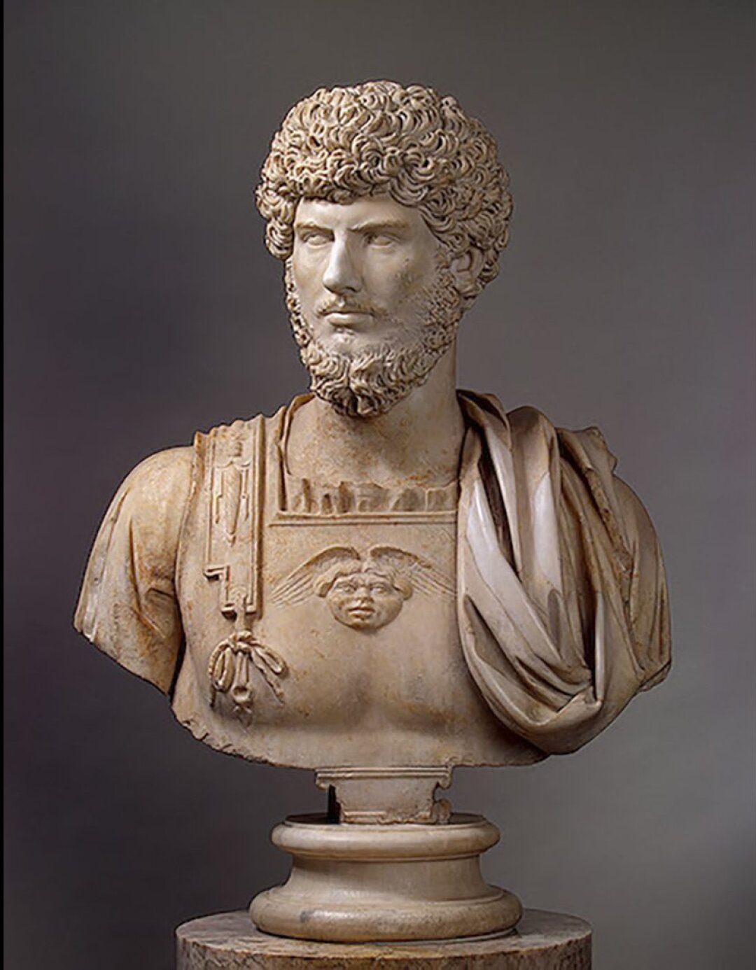 Бюст императора Люция Вера. Древний Рим. 244–249 годы