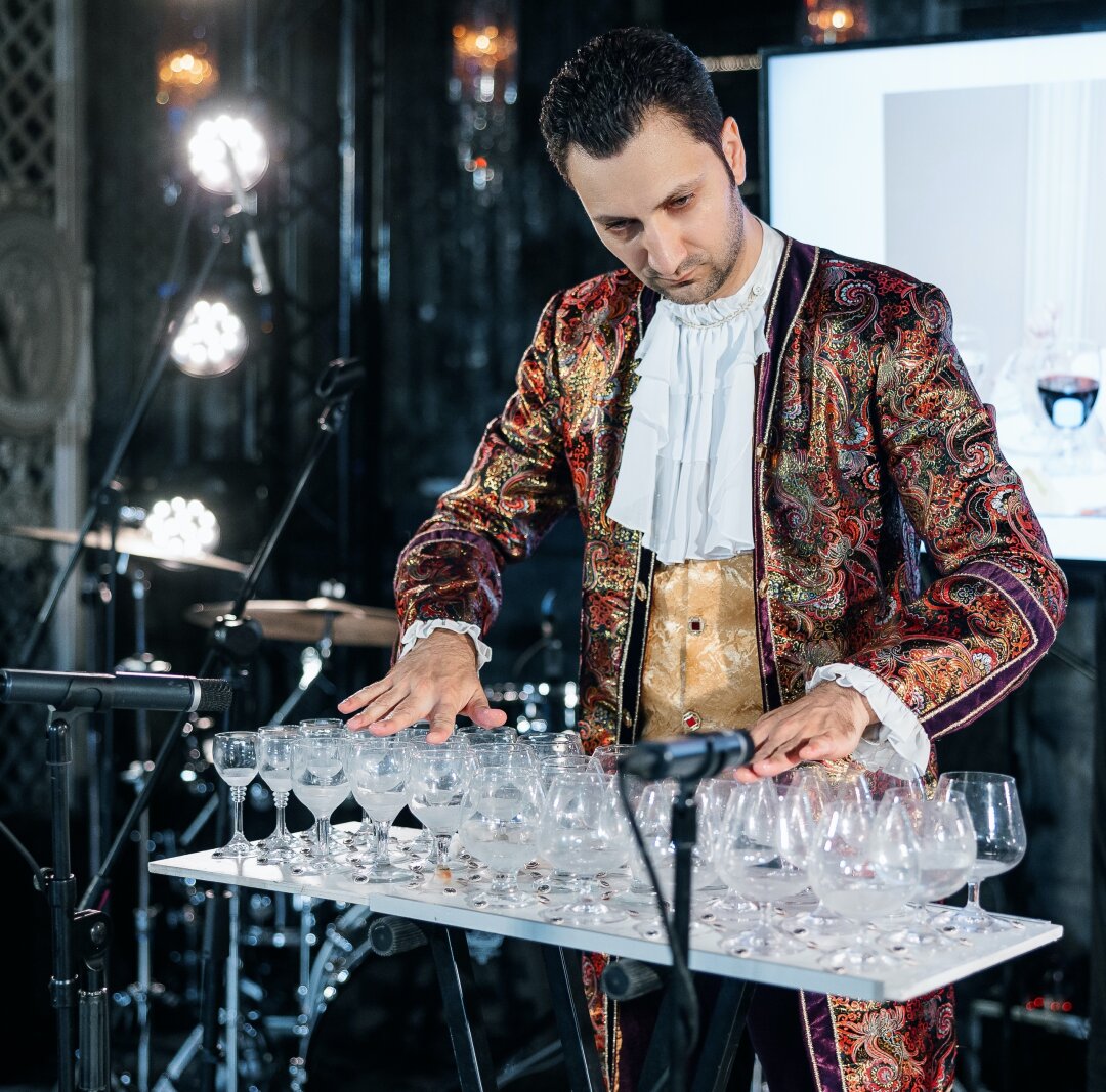 Концерт «Поющие бокалы: от Баха до Чайковского»