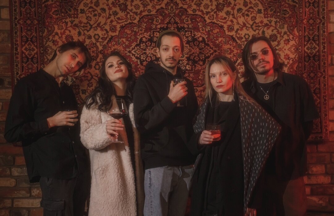 Спектакль «О чем молчит бар»