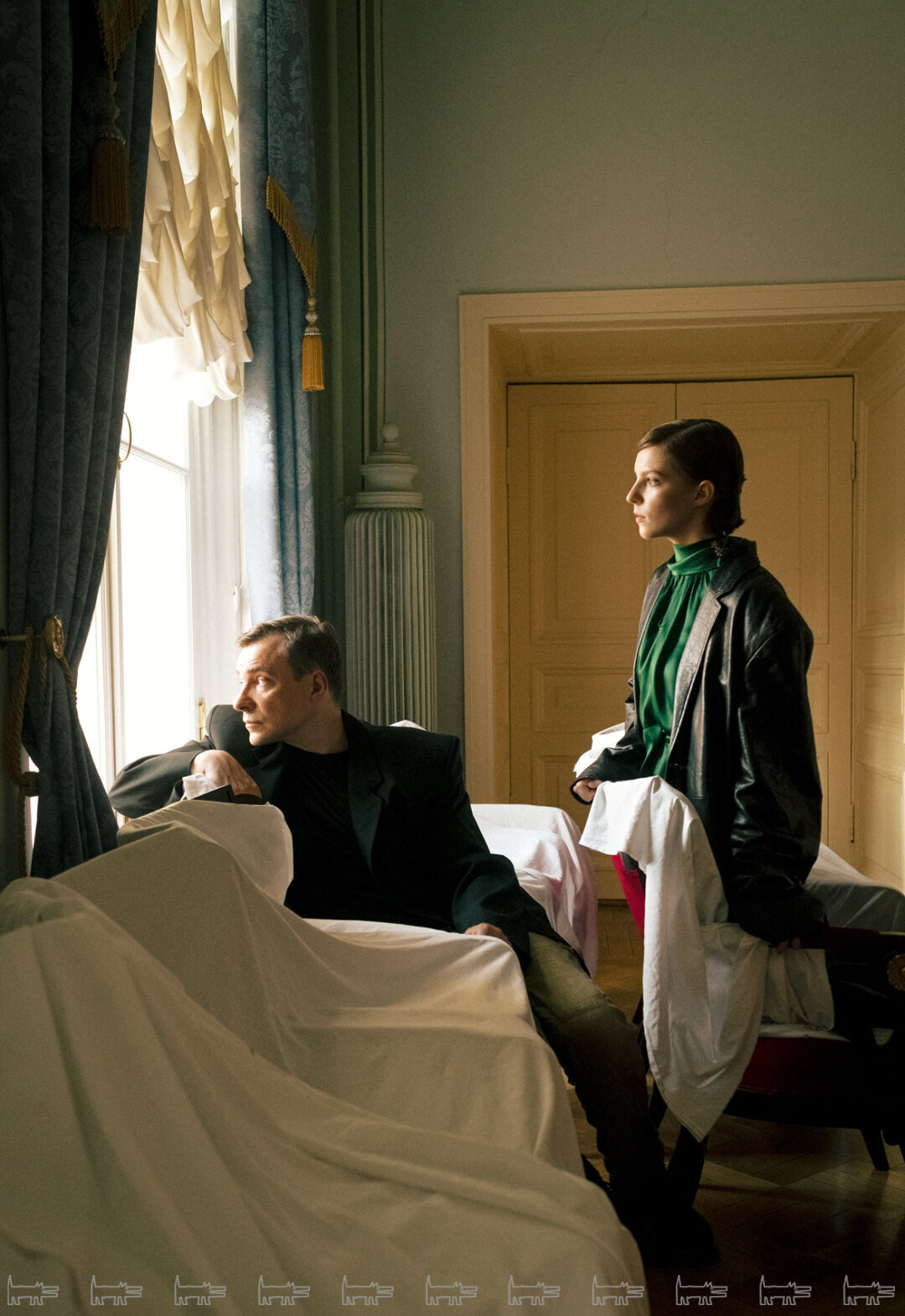 На Евгении: пиджак USHATAVA На Полине: пальто USHATAVA