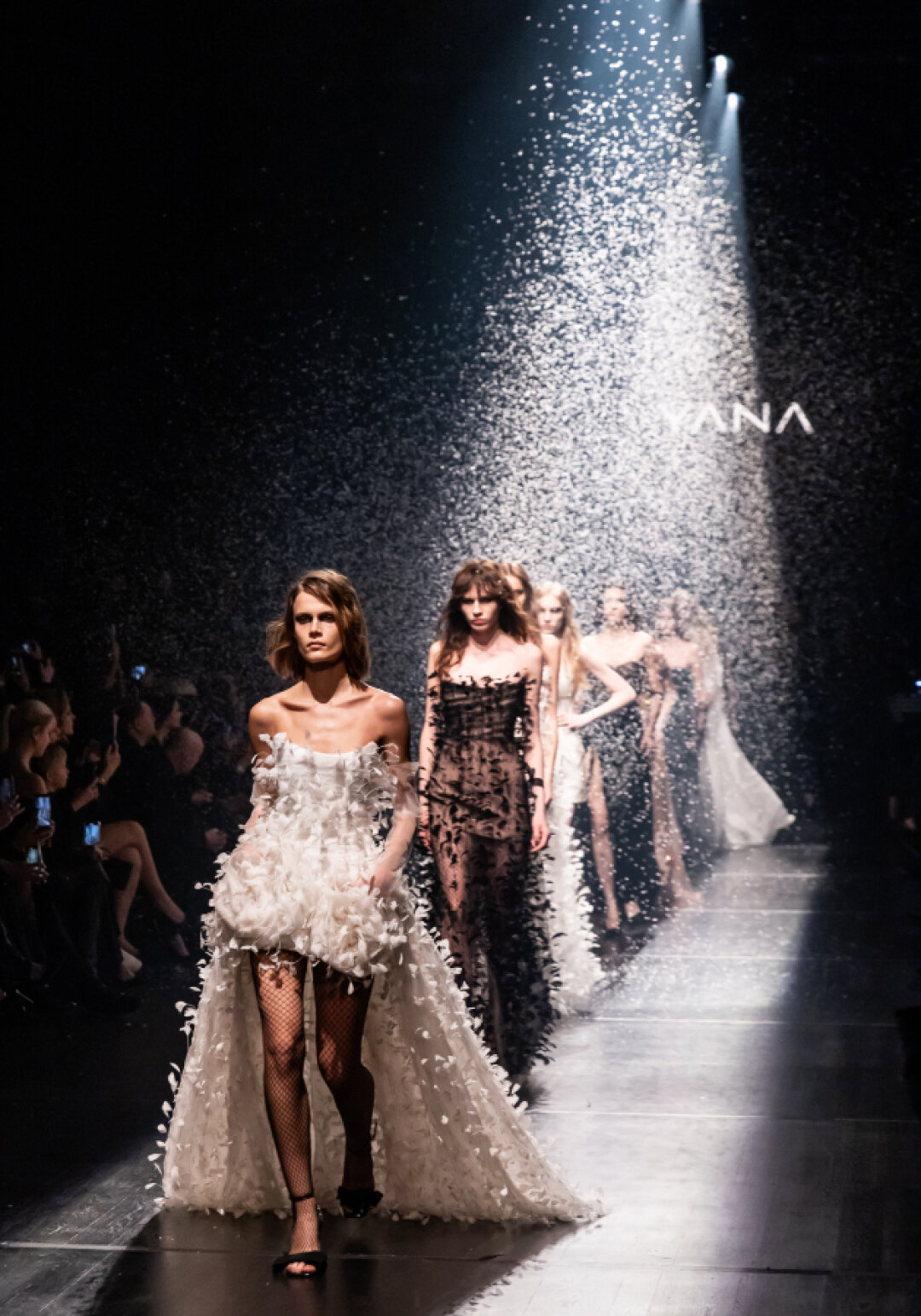 YANA fashion show в Барвиха Luxury village