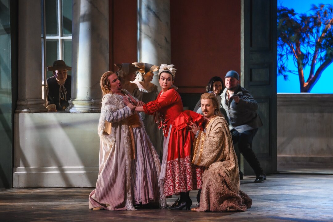 Опера «Так поступают все женщины»