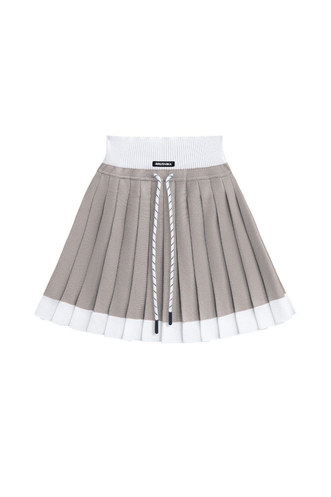 Юбка Brusnika, 16 750 руб. Если теннис и падел для вас — не очередной кор, а ежедневная рутина, пополните коллекцию классной мини от Brusnika (там же