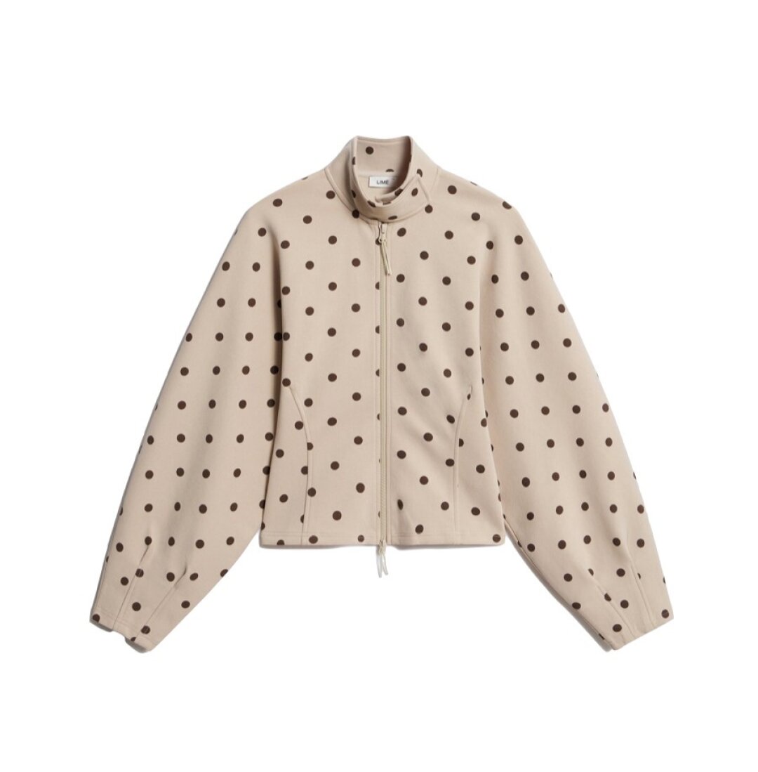 Толстовка Lime, 4 599 руб. Как узнать фэшн-знатока в спортзале? На нем точно будут айтемы с трендовыми узорами — от полоски и цветов до горошка (как