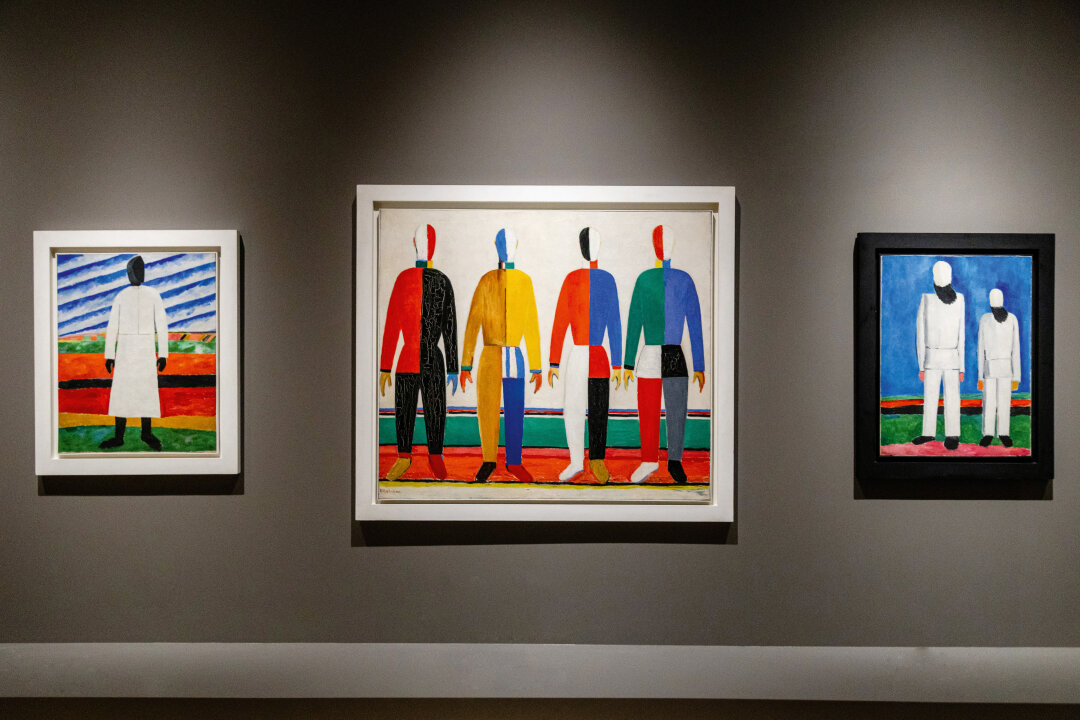 Зал Казимира Малевича на выставке «Наш авангард» в Русском музее. 2025