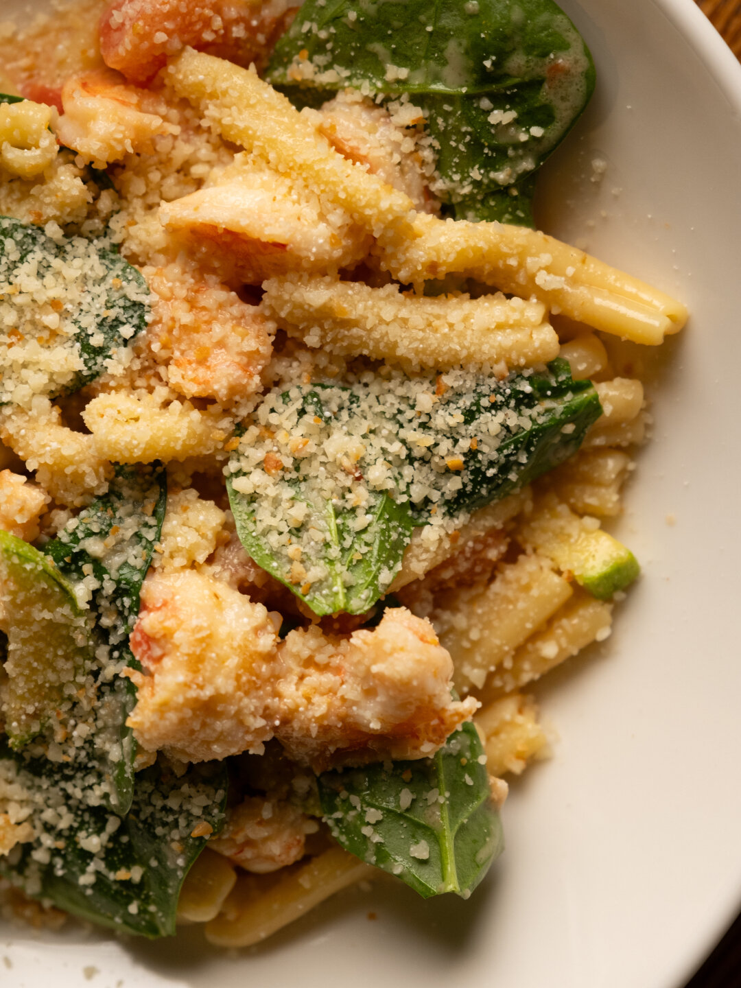 Паста казаречче с креветками в Curtiss