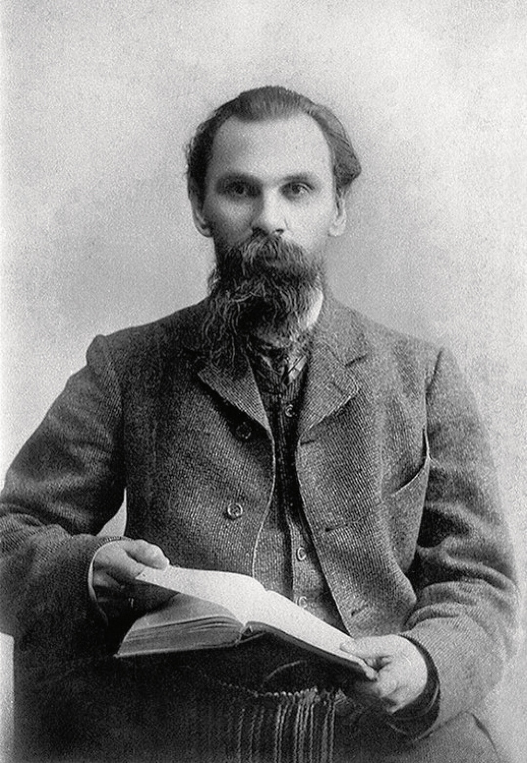 Иван Павлович Ювачев