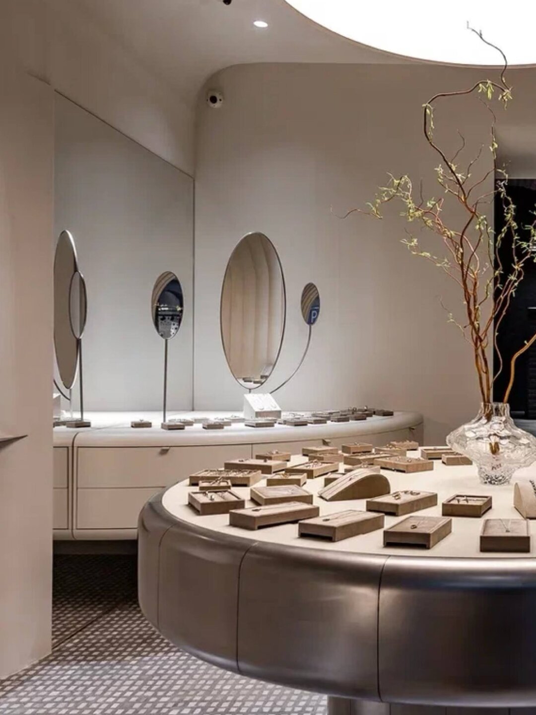 Флагман Darkrain по адресу Большой проспект Петроградской стороны, 28/1