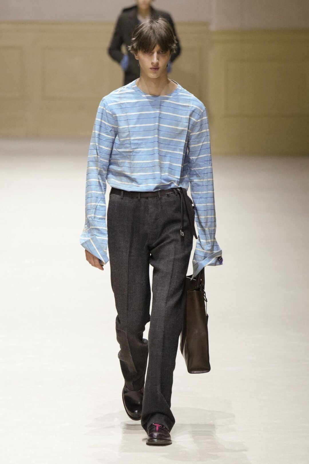 Рубашка наоборот!