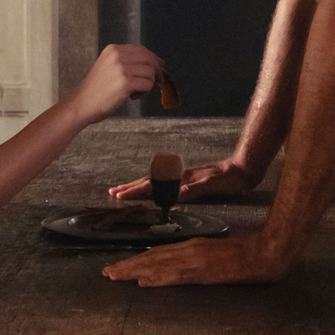 Обложка предстоящего альбома Charli xcx «Wuthering Heights»