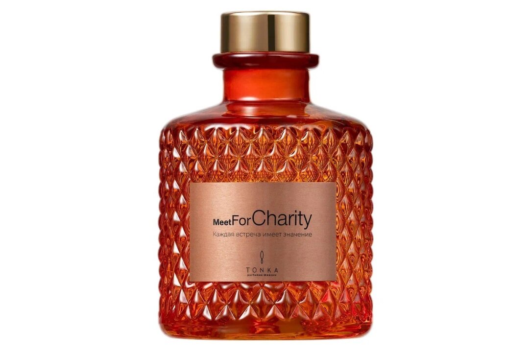 Диффузор Tonka Perfumes х Meet For Charity, 18 400 руб.