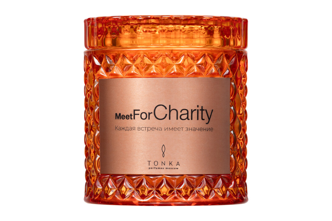 Свеча Tonka Perfumes х Meet For Charity, 10 600 руб.