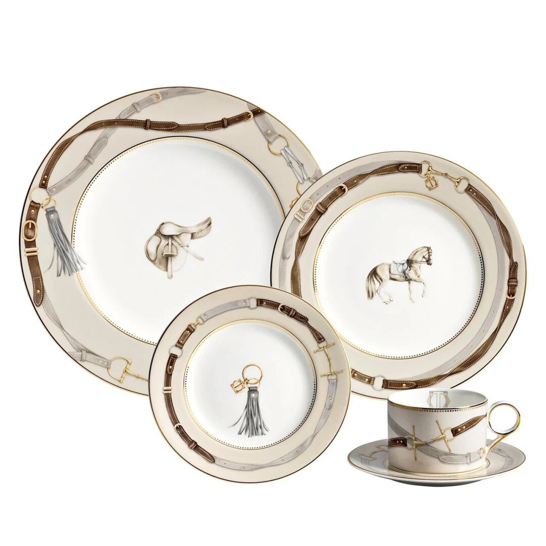 Набор из коллекции «Эквилион» на одну персону, Togas, 23 760 руб.