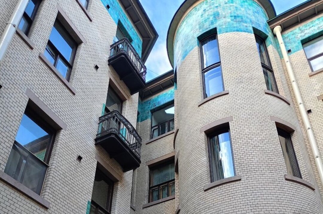 Исторический фасад дома Бажанова