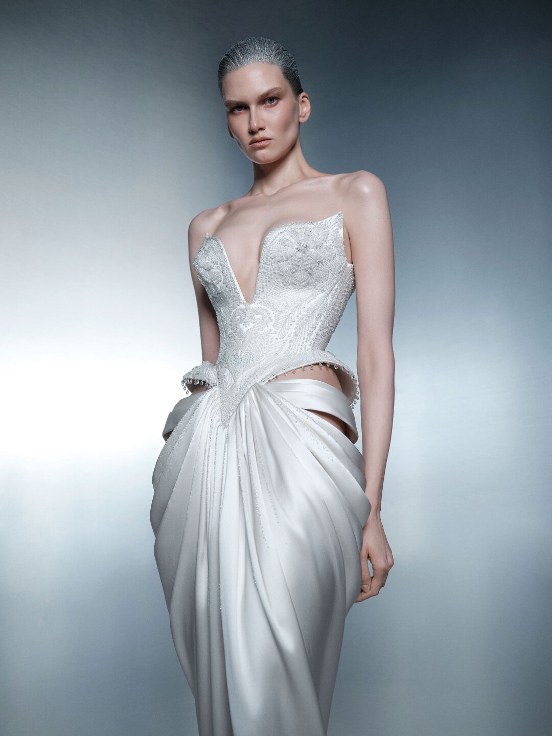 Платье Belik из кутюрной коллекции «Шипы и розы»