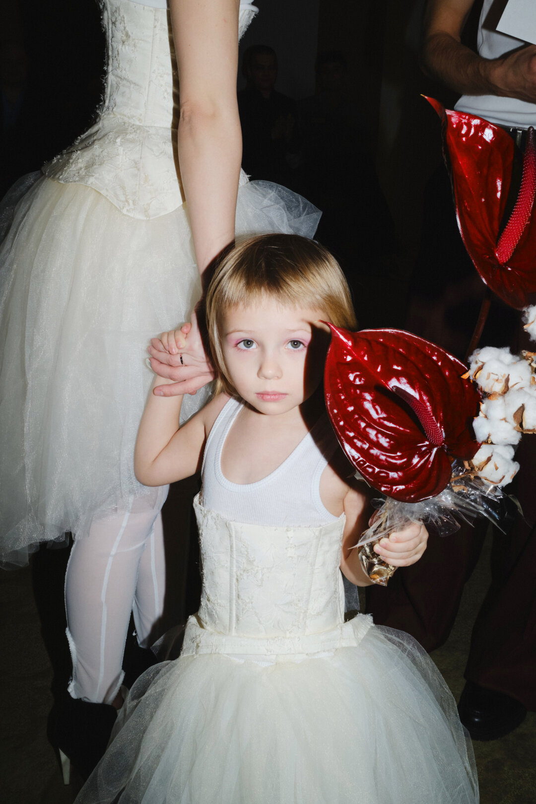 Авдотья Александрова сшила мики-копию свадебного платья для дочери Алексии