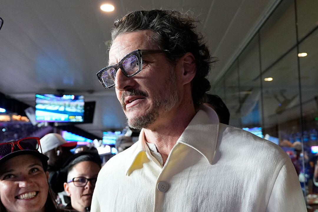 Педро Паскаль