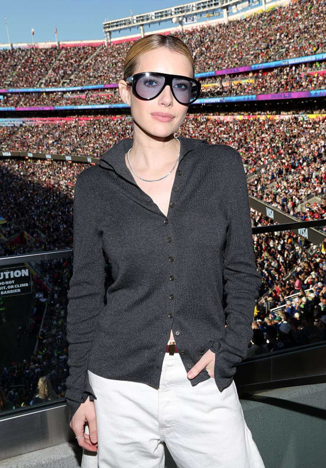 Эмма Робертс