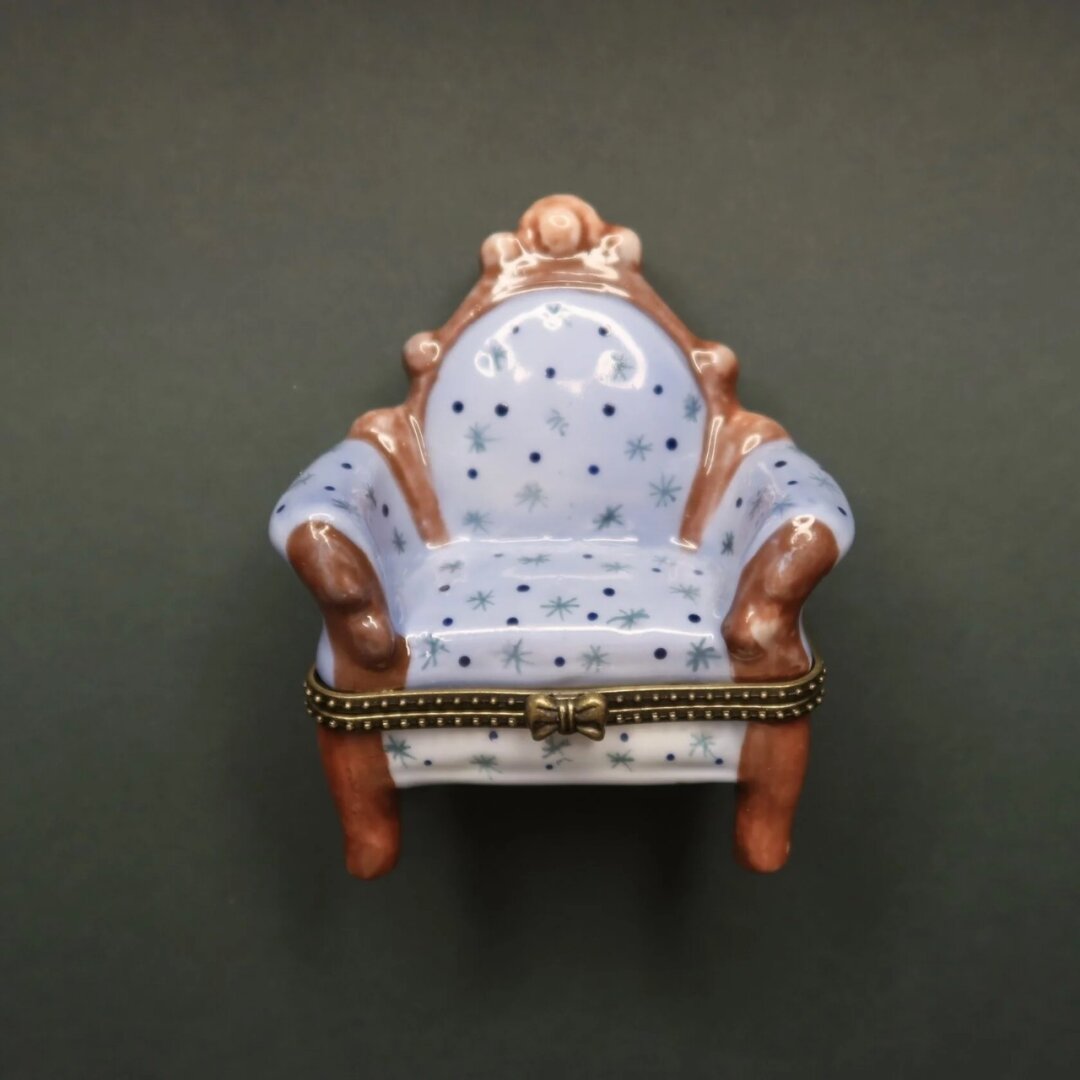 Винтажная таблетница, Sac du Jour, 10 000 руб.