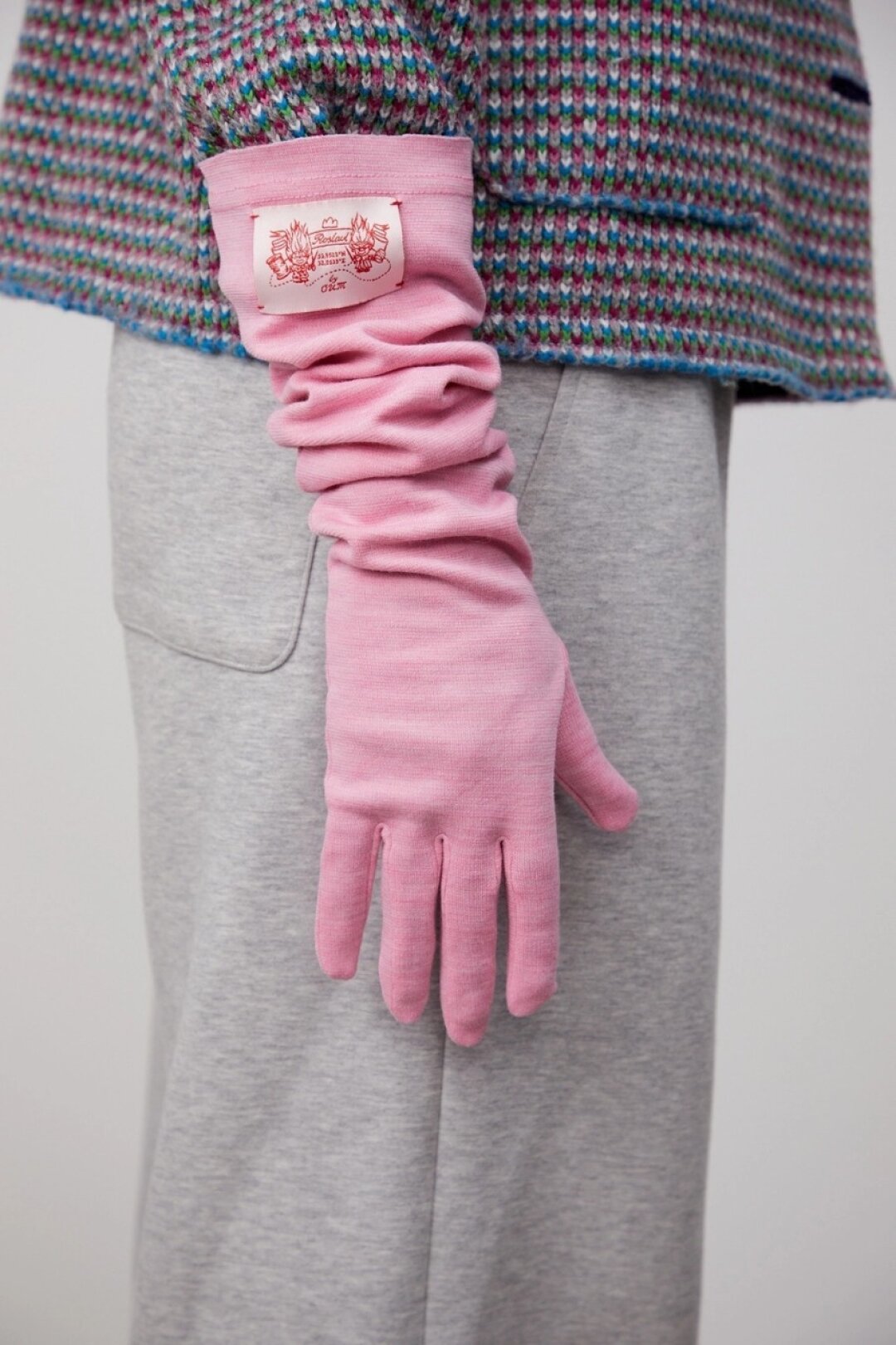 Перчатки «Остров имени тебя», 5 750 руб.