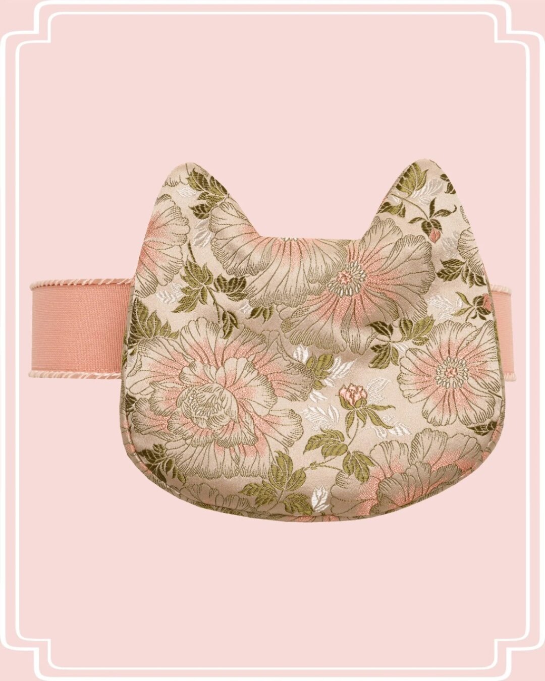 Поясная сумка Meowshka, 54 000 руб.