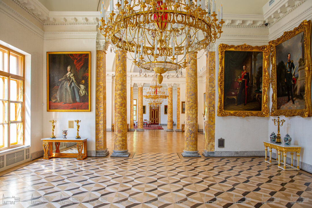 Парадные залы Александровского дворца в «Царском селе»