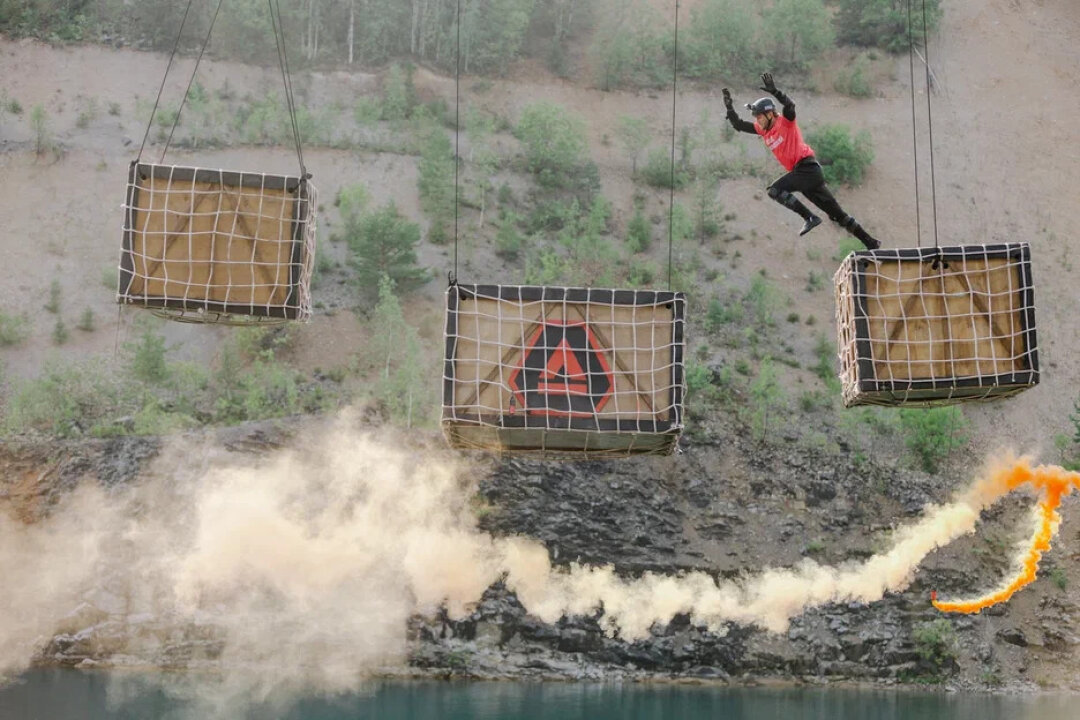 Влад Соколовский на испытаниях в шоу «Выживалити»