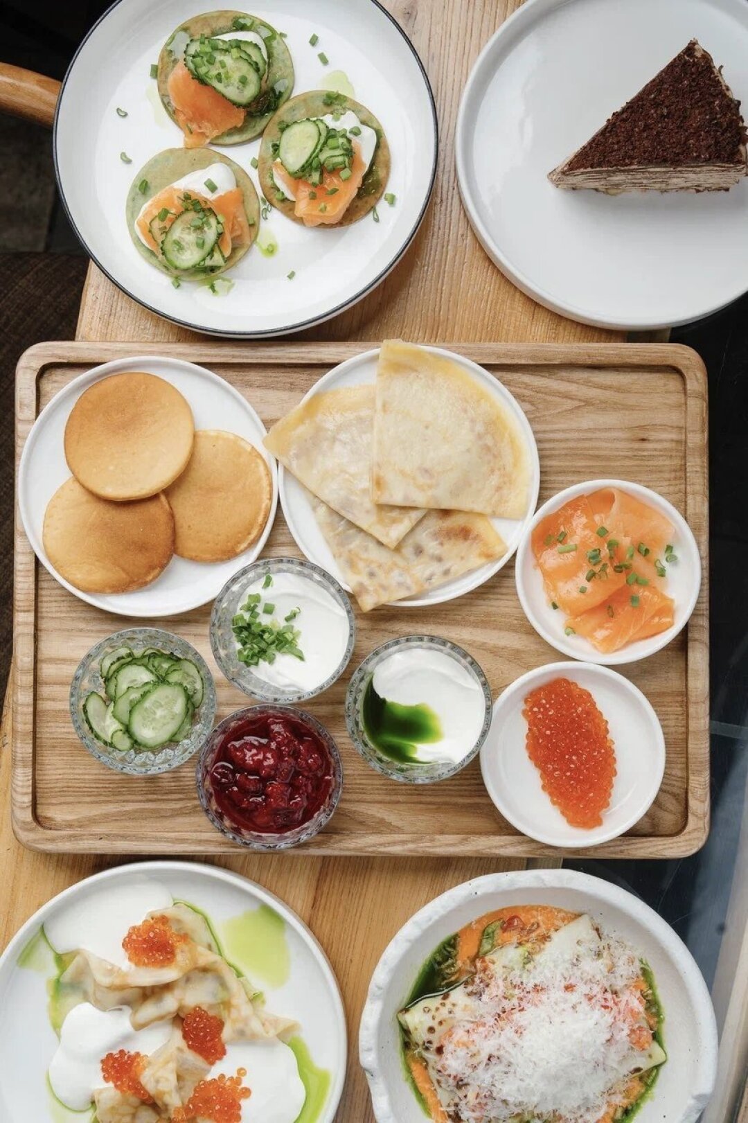 Масленичный стол в Noisy