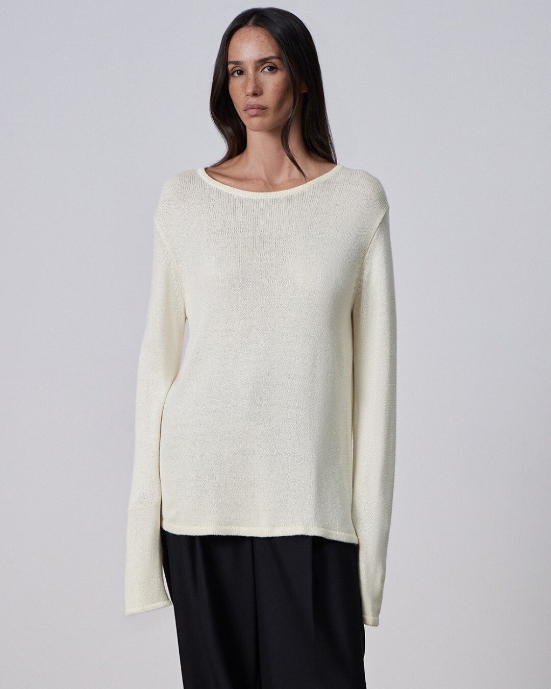 Лонгслив из шелка Pervert, 35 000 руб.